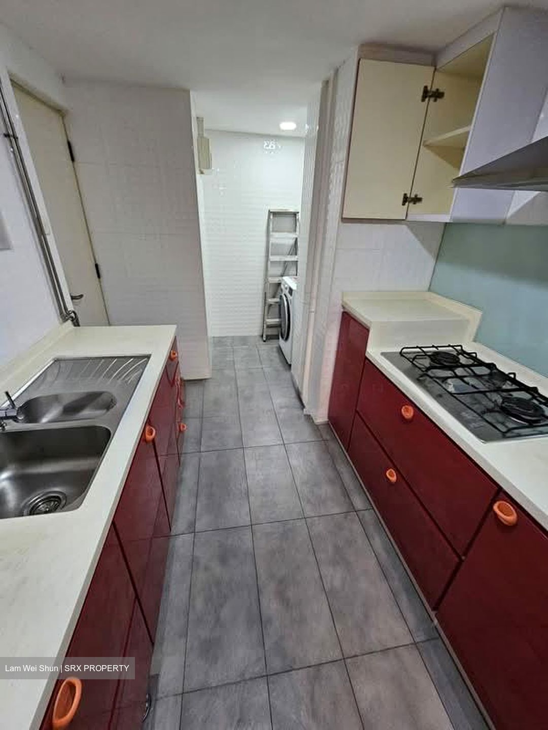 International Plaza (D2), Apartment #548716881